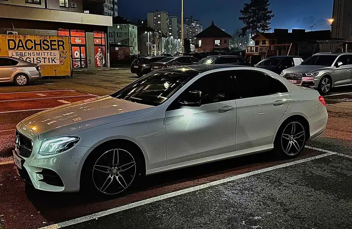 Mercedes E-klasa u Tuzli