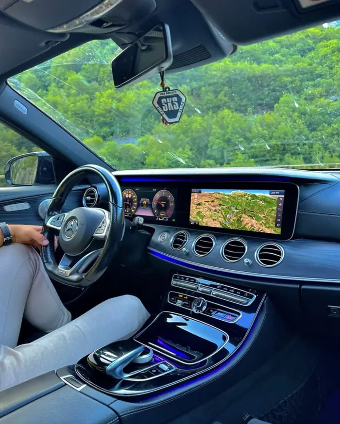 Enterijer Mercedes E-klase